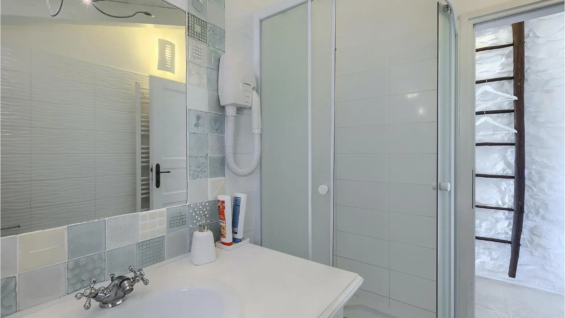 بيت للعطل Villa Elena بوزت